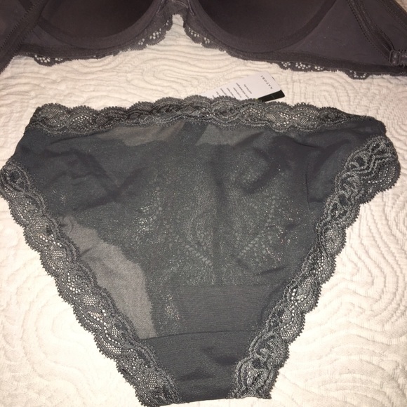 Grey push-up bra and Natori lace panty, 32D, S - Picture 6 of 6